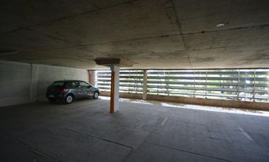 Venta cochera fija cubierta, quilmes