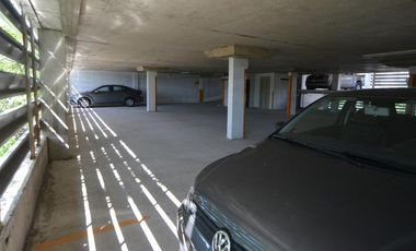 Venta cochera fija cubierta, quilmes