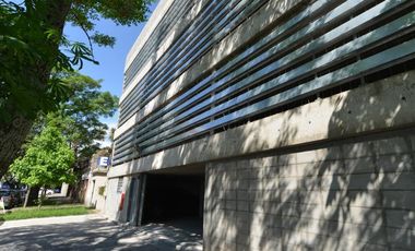 Venta cochera fija cubierta, quilmes