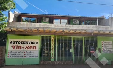 En venta, casa y local comercial, San Isidro, Rio Negro