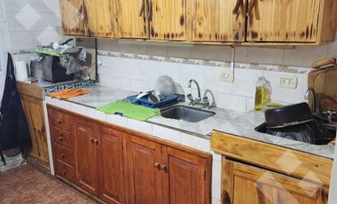 En venta, casa y local comercial, San Isidro, Rio Negro