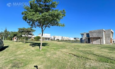 LOTE EN VENTA EN PUERTOS DEL LAGO - CEIBOS - MAROTO PROPIEDADES