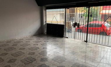 SANTILLI - LAPRIDA 860 - Lomas de Zamora Oeste