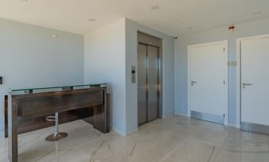 Exclusivo Penthouse frente al mar