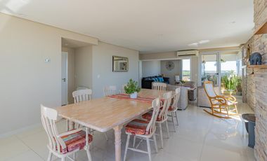 Exclusivo Penthouse frente al mar