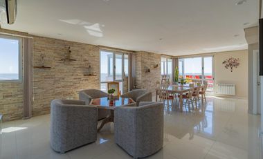 Exclusivo Penthouse frente al mar