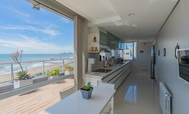 Exclusivo Penthouse frente al mar
