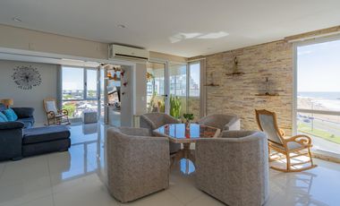 Exclusivo Penthouse frente al mar