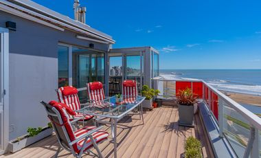 Exclusivo Penthouse frente al mar