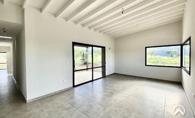 Casa 3 Dorm. A estrenar - La Arbolada, Villa de Merlo