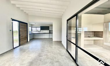 Casa 3 Dorm. A estrenar - La Arbolada, Villa de Merlo