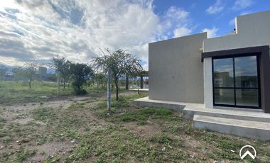 Casa 3 Dorm. A estrenar - La Arbolada, Villa de Merlo