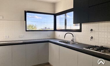 Casa 3 Dorm. A estrenar - La Arbolada, Villa de Merlo