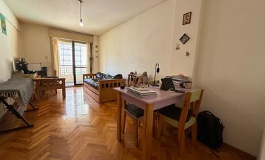 VENTA DEPARTAMENTO 1 DORMITORIO CON PARRILLERO EN ZONA RÍO