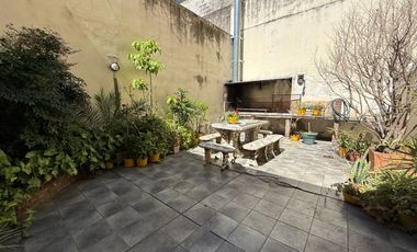 VENTA DEPARTAMENTO 1 DORMITORIO CON PARRILLERO EN ZONA RÍO