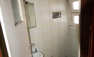 Casa en  esquina excelente ubicación