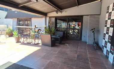 Alquiler Amplio Local amoblado en Temperley Este