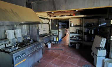 Alquiler Amplio Local amoblado en Temperley Este