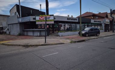 Alquiler Amplio Local amoblado en Temperley Este