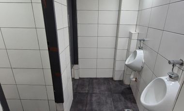 Alquiler Amplio Local amoblado en Temperley Este