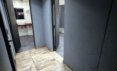 Alquiler Amplio Local amoblado en Temperley Este