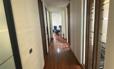 Oficina en Venta en APOQUINDO