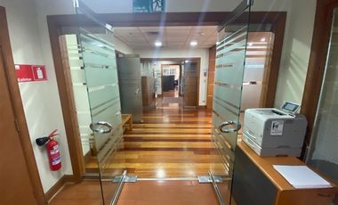 Oficina en Venta en APOQUINDO