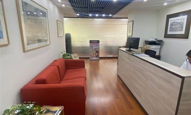 Oficina en Venta en APOQUINDO