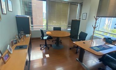 Oficina en Venta en APOQUINDO
