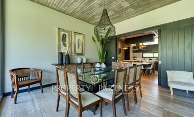 Las Brisas, Casa moderna, impecable, con jardín bien formado