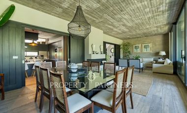 Las Brisas, Casa moderna, impecable, con jardín bien formado