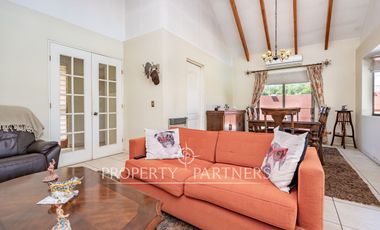 Funcional Casa en Condominio con Excelente Conectividad