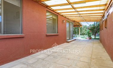 Funcional Casa en Condominio con Excelente Conectividad