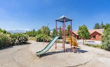 Funcional Casa en Condominio con Excelente Conectividad