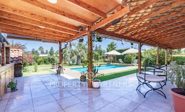 Funcional Casa en Condominio con Excelente Conectividad