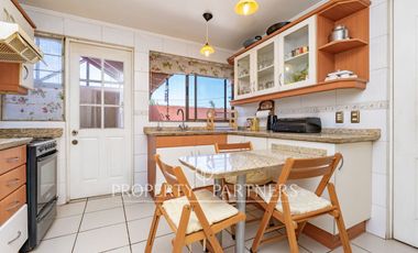 Funcional Casa en Condominio con Excelente Conectividad