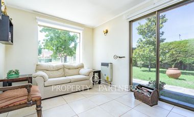 Funcional Casa en Condominio con Excelente Conectividad