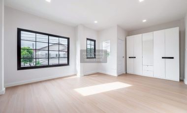 FOR SELL House Baan Fahpiyarom Prukwaree BTS-On Nut CX-145090