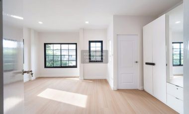 FOR SELL House Baan Fahpiyarom Prukwaree BTS-On Nut CX-145090