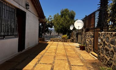 Vendo Amplia Casa Villa Dulce, Central