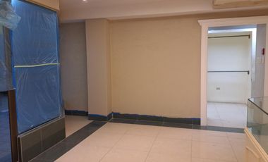 Local Comercial en Alquiler Centro Comercial Alborada SanS