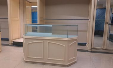 Local Comercial en Alquiler Centro Comercial Alborada SanS