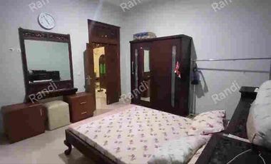 JUAL RUMAH KOMPLEK DI JATIWARINGIN 1,9 M BEBAS BANJIR FULL FURNISHED