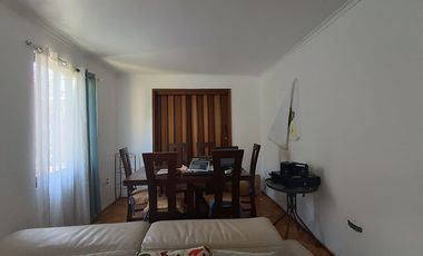 Casa Providencia con espacio para 7 Vehículos