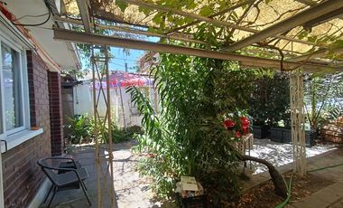 Casa Providencia con espacio para 7 Vehículos