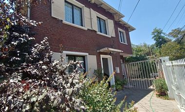 Casa Providencia con espacio para 7 Vehículos