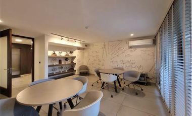 Cómodo, luminoso amplia terraza!