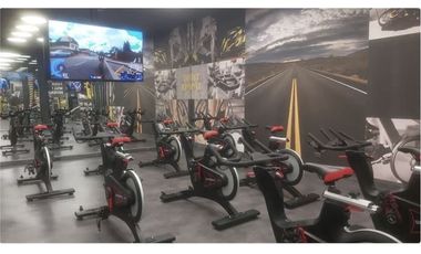 Cómodo, luminoso amplia terraza!