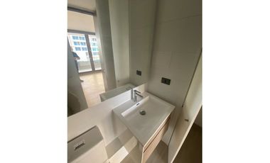 Cómodo, luminoso amplia terraza!