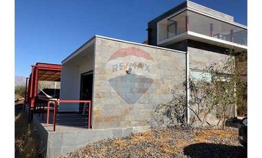 Casa con espectacular vista - Rinconada